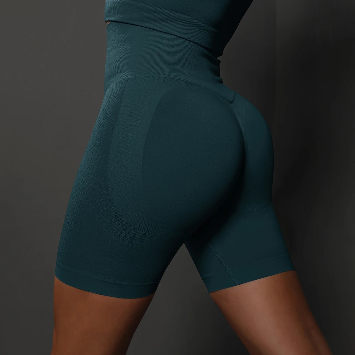 Short fitness scultant fessier (tous les coloris) - NovaFit
