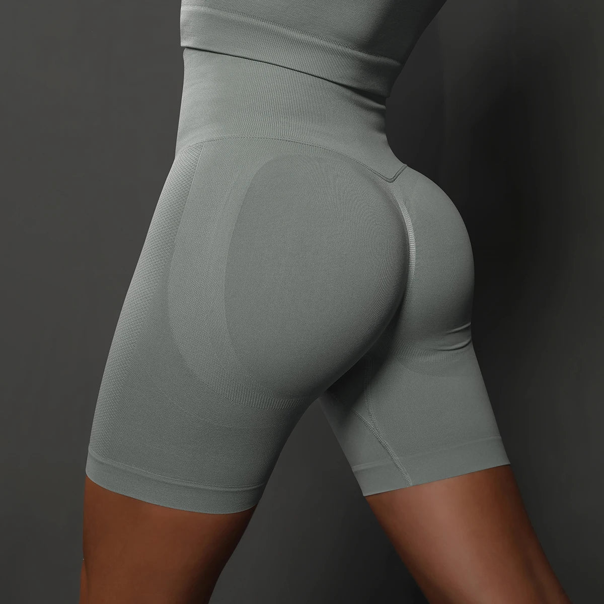 Short fitness scultant fessier (tous les coloris) - NovaFit